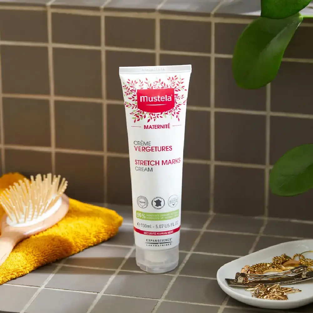 Mustela 3-in-1 Stretch Marks Cream for Pregnancy & Postpartum, Maracuja Oil, Avocado Oil & Peptides, Moisturizing & Elasticity Care, Non-Greasy 150ml - H012 - Image 7