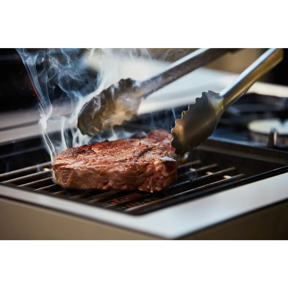 Outdoorchef BBQ Tongs, Sturdy Stainless Steel Grill Tongs, Serrated Head, Locking Mechanism, Rubberised Handle - 14.112.55 - Image 2