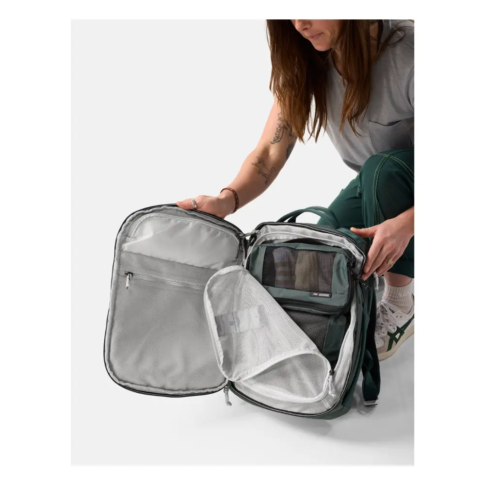 Matador 18L Personal Item Travel Pack, Underseat Carry-On Backpack, Fully Featured Organisation, Fly for Free, Juniper - MATPITP18001GN - Image 5