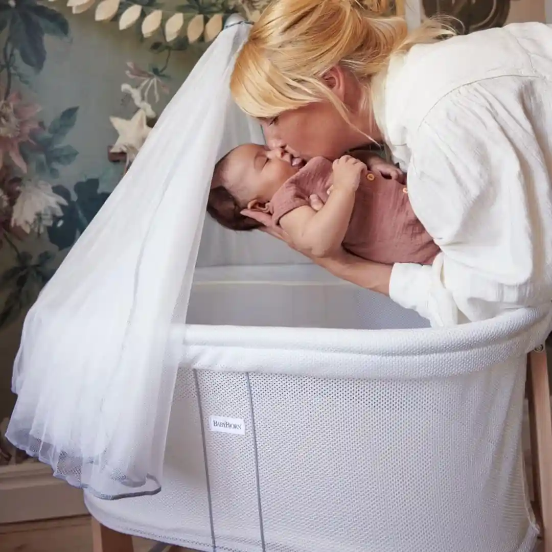 BabyBjorn Baby Bassinet Cradle Breathable Mesh White - BJ041121 - Image 2