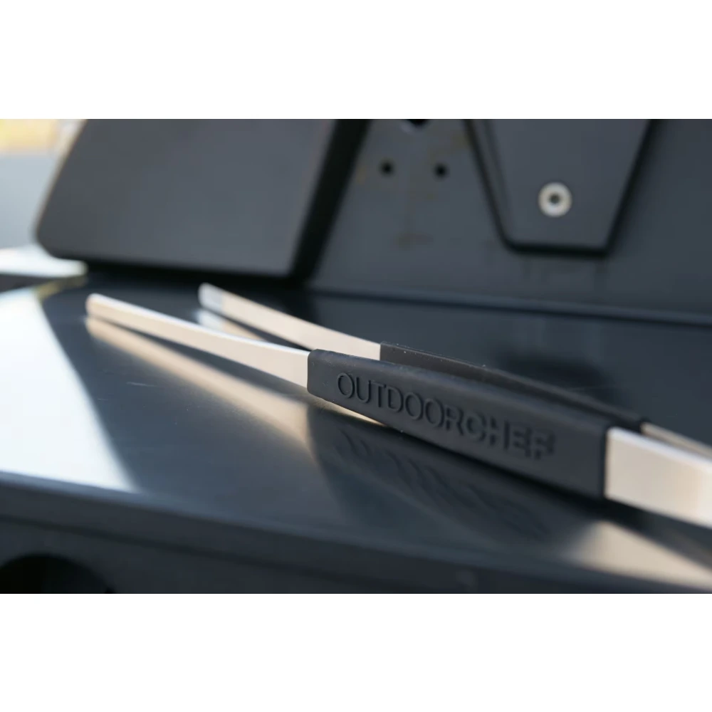 Outdoorchef Grill Tweezers, Narrow Stainless Steel BBQ Tweezers with Thin Tip, Non-Slip Handles, Precise Grilling - 14.112.54 - Image 3