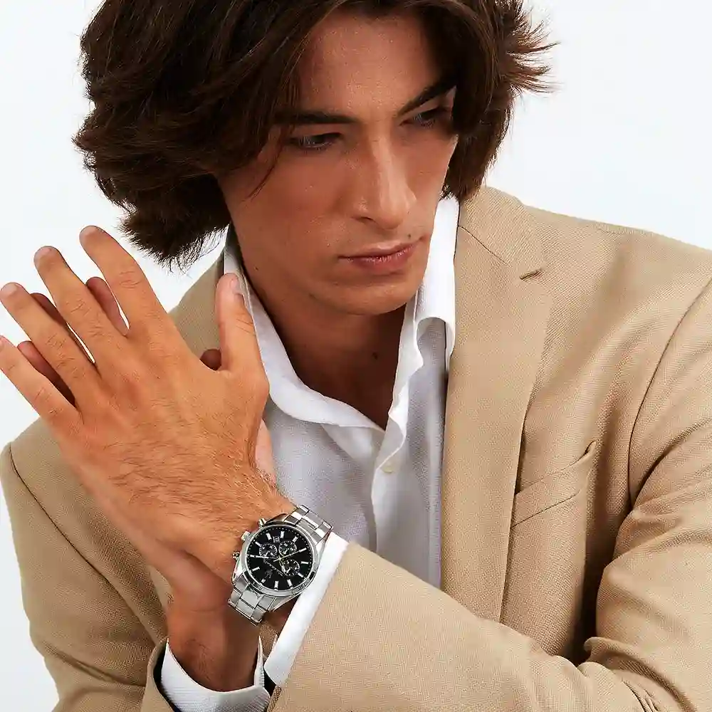 Maserati Attrazione Mens Multifunction Watch with Black Sunray Dial, 43mm Stainless Steel Case and Bracelet, Multifunction Display and 50M Water Resistance - R8853151022 - Image 5