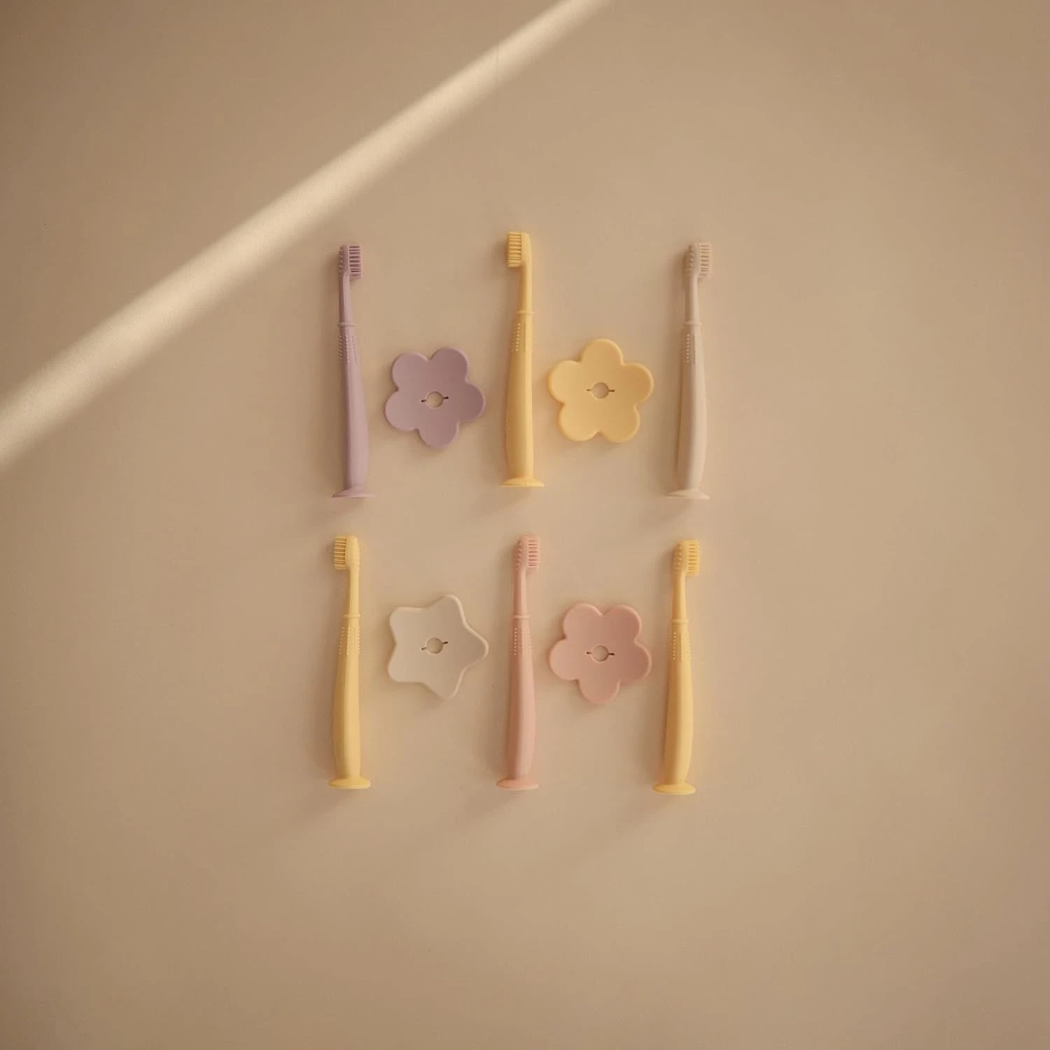 Mushie Flower Training Toothbrush Blush - MU2530019 - Image 3