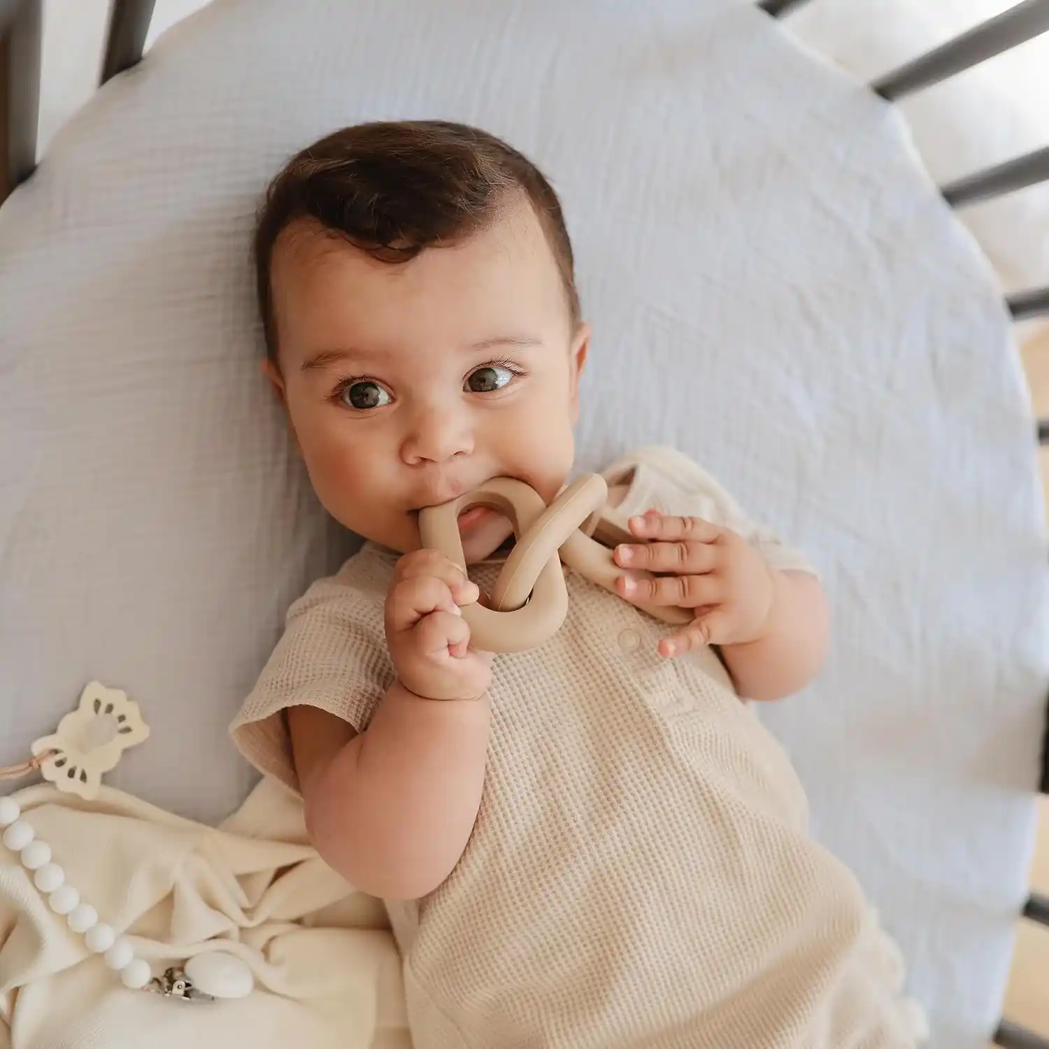 Mushie Links Teether Shifting Sand - MU101269 - Image 6