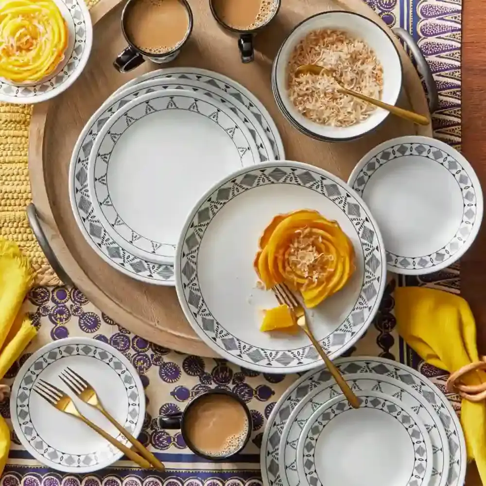 Corelle Cusco Dinner Set, Chip And Break Resistant Glass 16 Pcs - 4119991 - Image 2