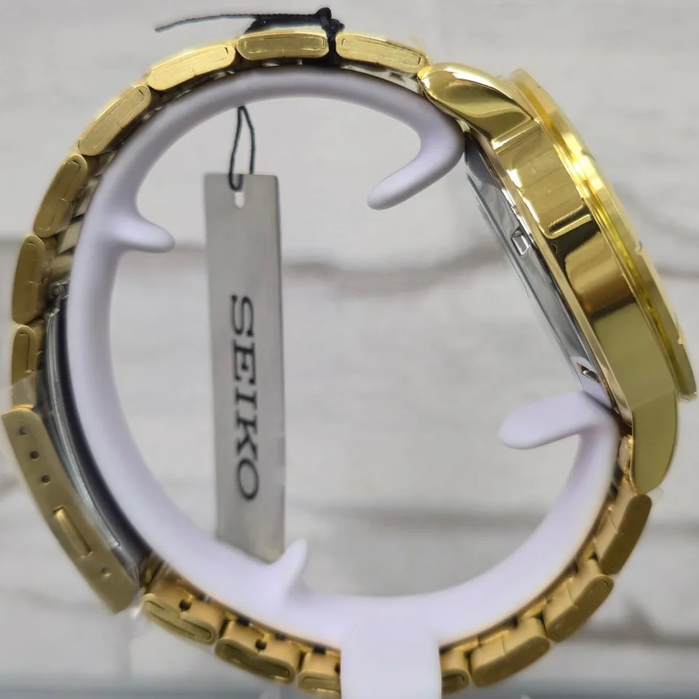 Seiko 5 Automatic Mens Watch 43mm, Gold Dial, Gold-Tone Stainless Steel Bracelet, Day Date, 5 ATM Water Resistant, Mineral Glass, Gold - SNKN62K1 - Image 6