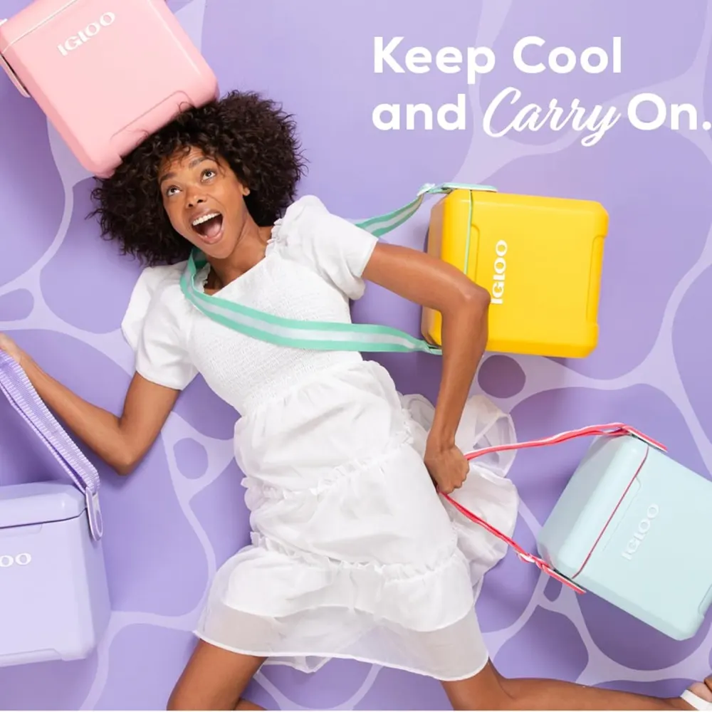 Igloo Tag Along Too 11 Quart Cooler, Compact Cube Cooler with Woven Crossbody Strap, MaxCold Insulation, Locking Lid, Powder Blue - 00032974 - Image 8