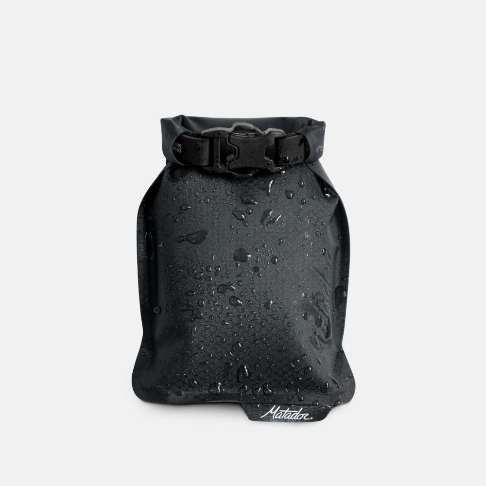 Matador FlatPak Soap Bar Case, Leakproof Travel Soap Holder, Dry-Through Technology, Ultralight and Compact, Charcoal - MATFPS1001B