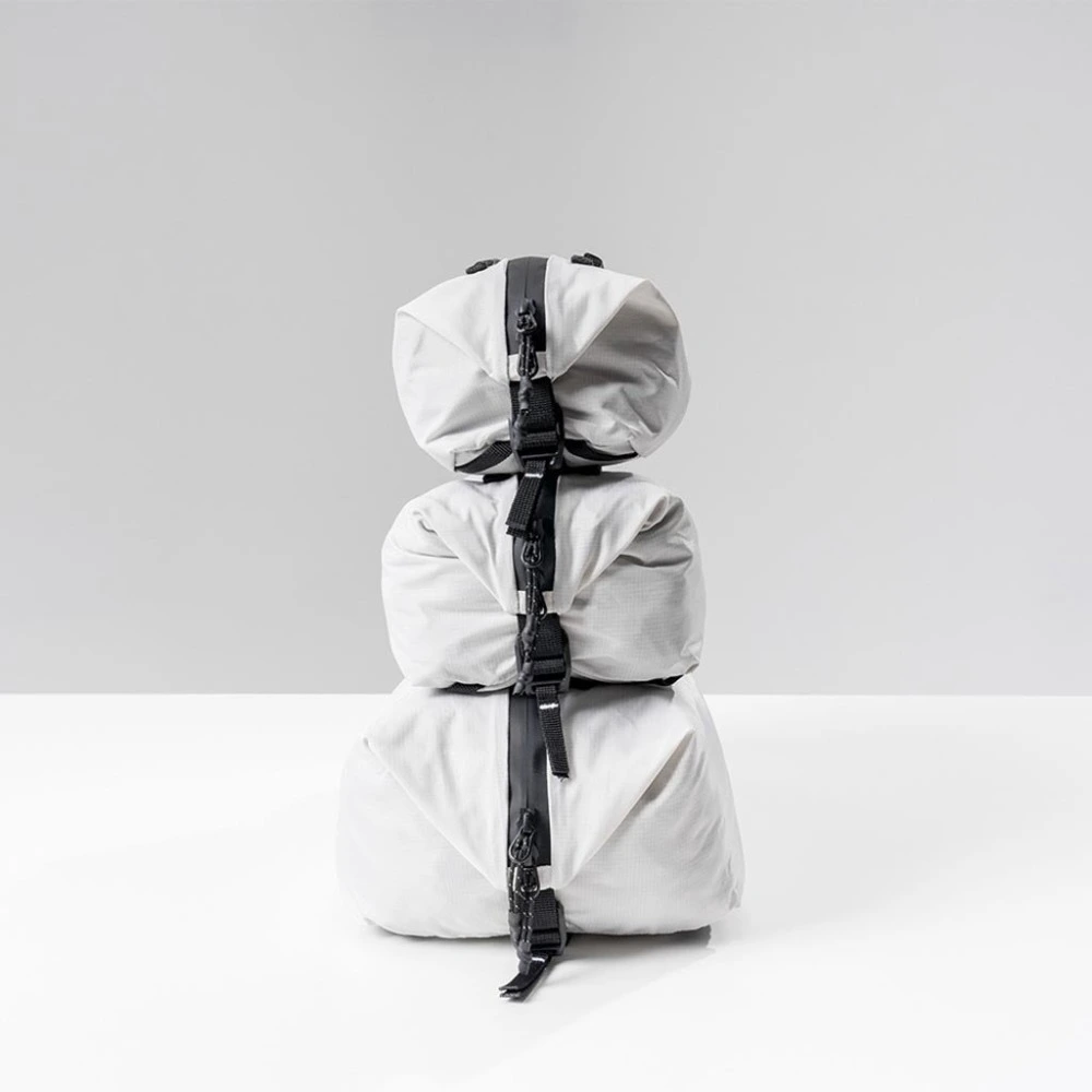 Matador Gear Cube Set, 3 Bucket-Style Compression Packing Cubes, YKK Water Resistant Zips, Compression Straps, Arctic White - MATGCB3001W - Image 6