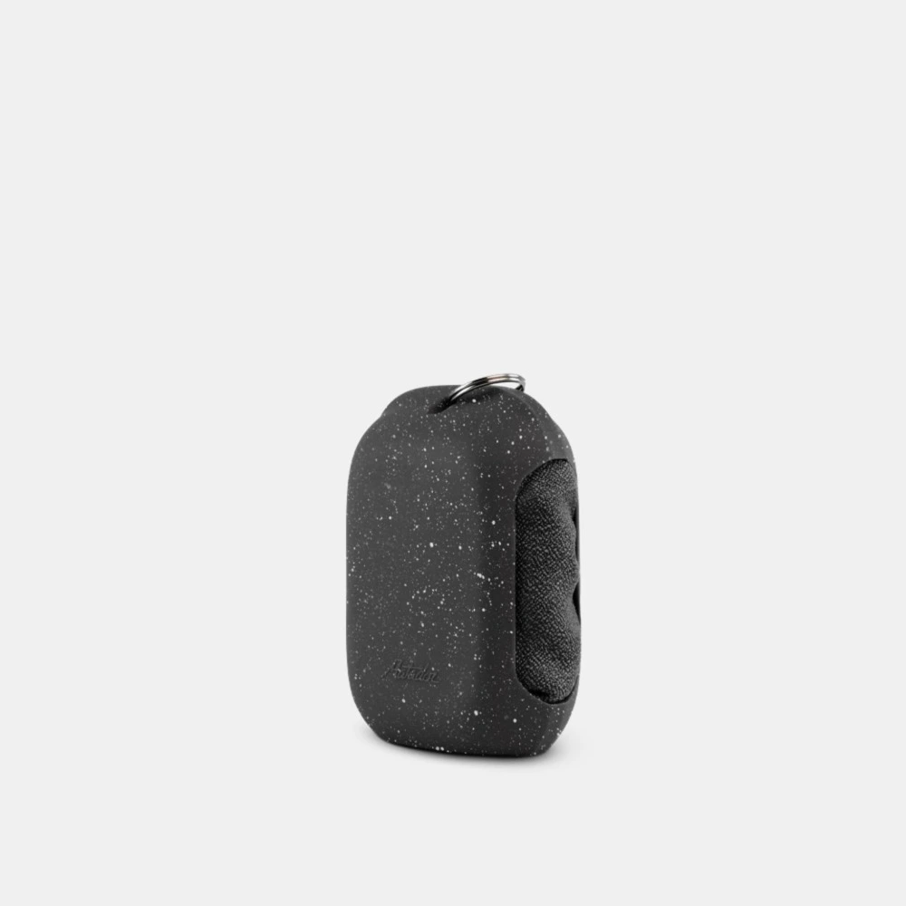 Matador NanoDry Trek Towel Small, Quick Dry Nanofibre Hand and Face Towel, Silicone Case with Keyring, Black Granite - MATNDS2001BKW